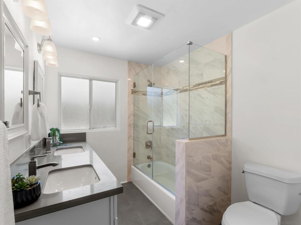 2136 Guy Street - photo 20