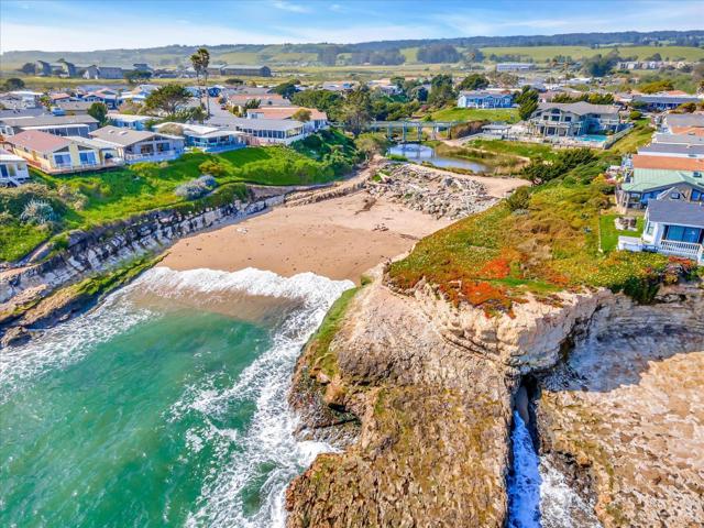 2395 Delaware Avenue, Santa Cruz CA: https://media.crmls.org/mediaz/d826c122-34f4-414a-baf7-60c38638aaab.jpg