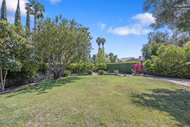758 Camino Dos Rios, Thousand Oaks CA: https://media.crmls.org/mediaz/d826f1ea-3736-40ef-b05e-5170346c6c54.jpg