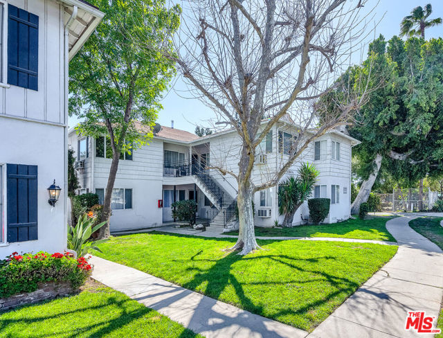 5300 Radford Avenue photo 3