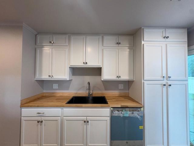 6042 Coad Lane, Riverbank CA: https://media.crmls.org/mediaz/d827ea42-963e-4287-a4dc-da272e0ed33d.jpg