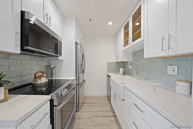 4730 Noyes ST, San Diego CA: https://media.crmls.org/mediaz/d82830d3-2c4c-4687-884f-3d0c40b1b391.jpg