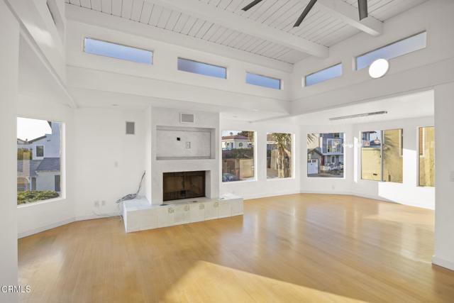 Detail Gallery Image 19 of 48 For 124 San Clemente Ave, Oxnard,  CA 93035 - 3 Beds | 3 Baths
