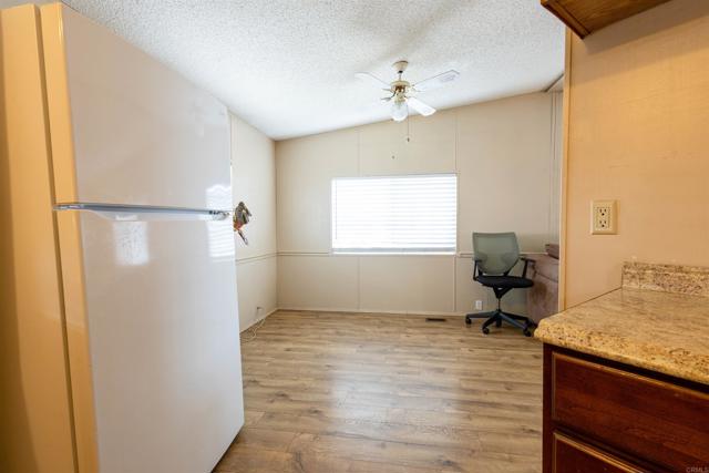 Detail Gallery Image 8 of 49 For 2151 E Pacheco Bld Spc 80,  Merced,  CA 93635 - 2 Beds | 2 Baths