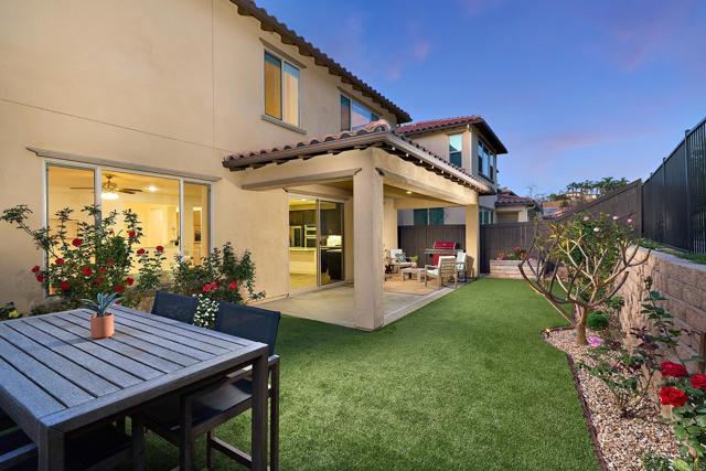 Detail Gallery Image 26 of 37 For 219 Flores Ln, Vista,  CA 92083 - 4 Beds | 2/1 Baths