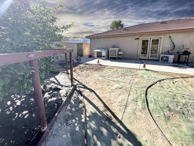 52402 Michelle Drive, Coachella CA: https://media.crmls.org/mediaz/d829a544-a81d-4bf0-a6f9-279158d6554d.jpg