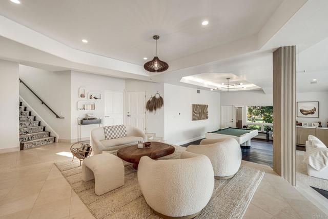 Detail Gallery Image 15 of 75 For 1904 via Casa Alta, La Jolla,  CA 92037 - 7 Beds | 7/2 Baths