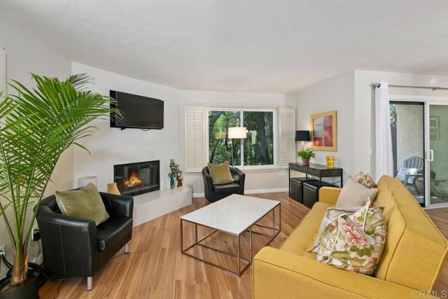 Detail Gallery Image 1 of 1 For 5095 Lambert Ln, San Diego,  CA 92115 - 2 Beds | 2/1 Baths