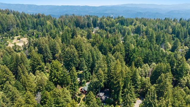 252 Nichols Drive, Santa Cruz CA: https://media.crmls.org/mediaz/d82b7c26-d48f-4080-bf8a-e975b1b2ed85.jpg