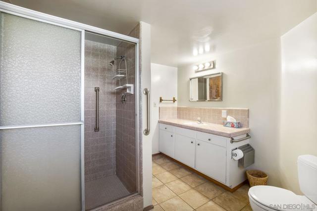 MLS #250041928SD image #29