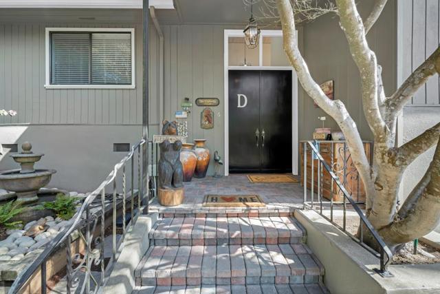 6 Stratford Place, Monterey CA: https://media.crmls.org/mediaz/d82d2990-6f8b-4473-a7cc-4e6f7be116fd.jpg