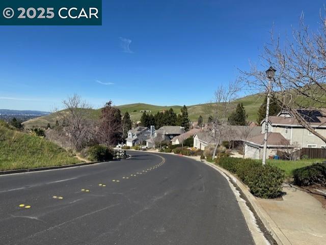 5171 Keller Ridge Dr, Clayton CA: https://media.crmls.org/mediaz/d82d4d8b-45f3-49de-9cf5-6c74e2415fc4.jpg