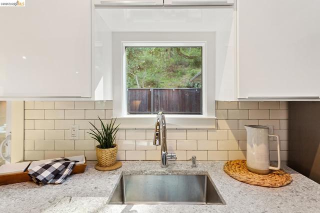 Image 18 of 36 For 730 Wildcat Canyon Rd