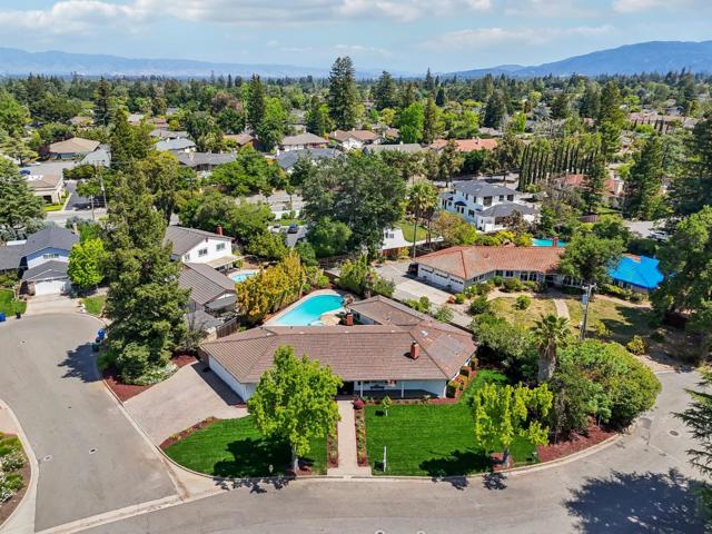 13056 Brandywine Drive, Saratoga CA: https://media.crmls.org/mediaz/d82f7736-c623-420f-9c69-85733ed614c0.jpg