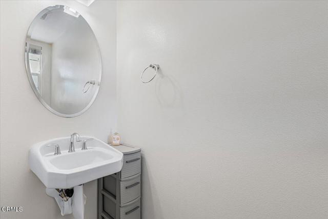 Detail Gallery Image 34 of 44 For 3027 N Oxnard Bld, Oxnard,  CA 93036 - 3 Beds | 2/1 Baths