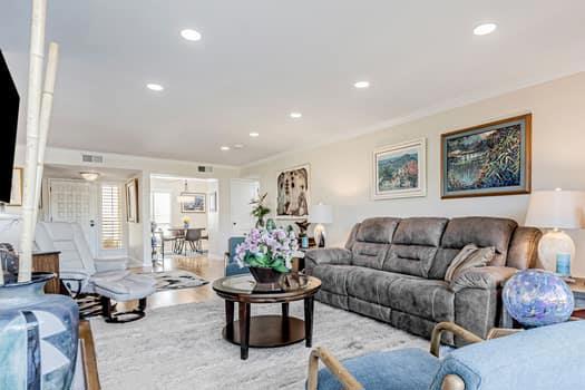 8411 Chenin Blanc Lane, San Jose CA: https://media.crmls.org/mediaz/d8301eb1-20b4-461b-b16f-4625496df5db.jpg