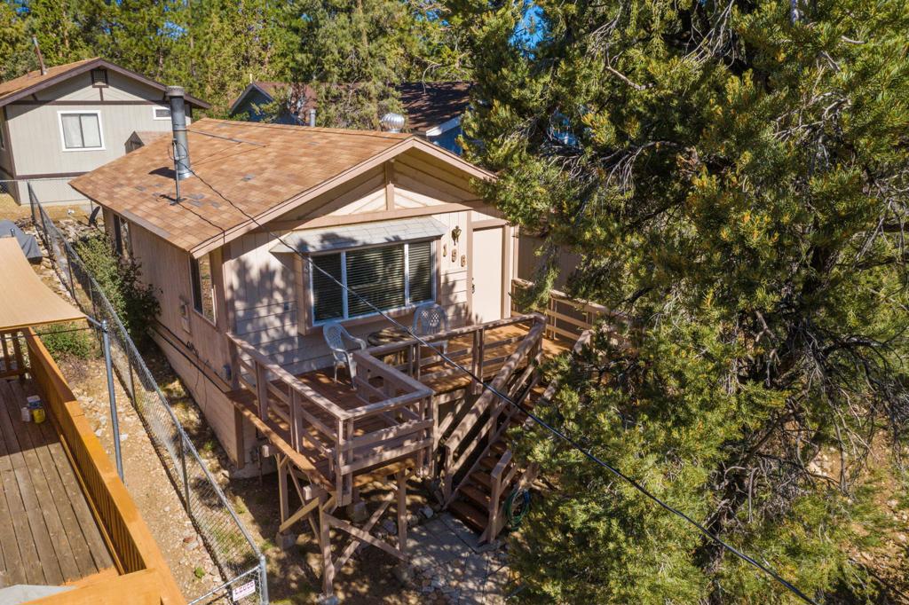 196 Riverside Avenue, Sugar Loaf, CA 92386