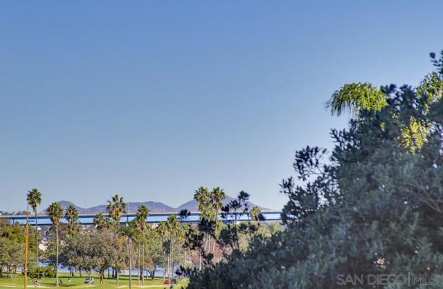 1820 Avenida Del Mundo, Coronado CA: https://media.crmls.org/mediaz/d830eaea-e6f8-4654-ac45-5a2b78e5ddd2.jpg