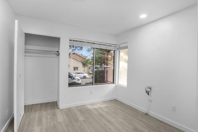 Detail Gallery Image 18 of 32 For 2588 Pennington, San Diego,  CA 92139 - 3 Beds | 3 Baths