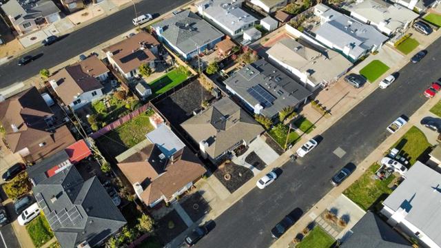413 Ferndale Avenue, South San Francisco CA: https://media.crmls.org/mediaz/d83335d6-2937-4137-ae7b-0b3eeb1c762d.jpg