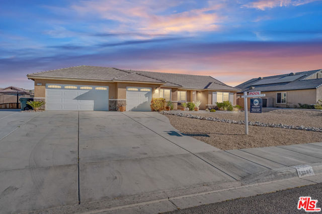 17794 Cabazon Road, Apple Valley CA: https://media.crmls.org/mediaz/d833858d-8e04-4132-b49a-6f9921b309ac.jpg