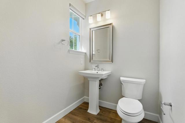 577 Hollow Falls, Fremont CA: https://media.crmls.org/mediaz/d834ed45-62e5-48ca-b518-7d0ab3d039f2.jpg