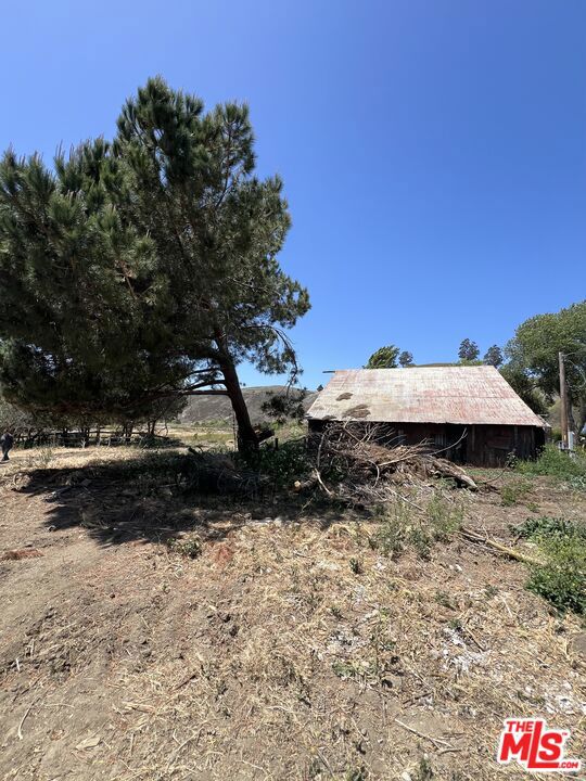 11 Mail Road, Lompoc CA: https://media.crmls.org/mediaz/d834fc41-9a24-41f4-b3ed-0c81be0799ed.jpg