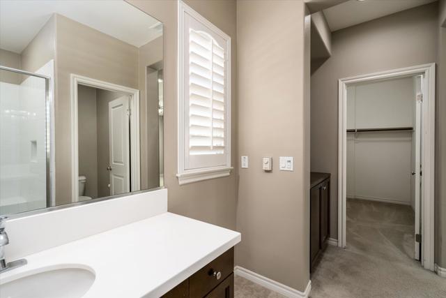 35056 Knollview Ct, Winchester CA: https://media.crmls.org/mediaz/d83570f1-cb19-4e12-b611-c04f87894c2c.jpg