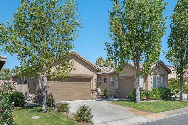 49377 Biery Street, Indio CA: https://media.crmls.org/mediaz/d835cde9-a460-4343-88cd-473c6bfae660.jpg