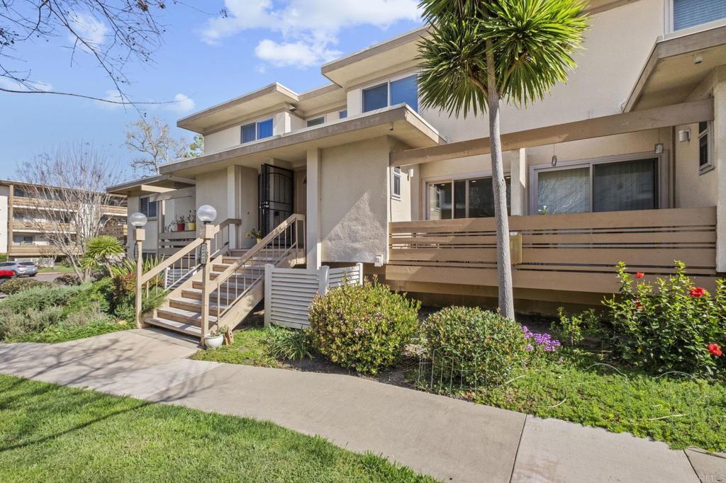 2658 Worden Street - photo 2