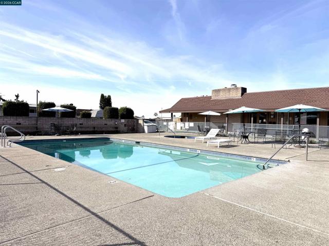 244 American Canyon Rd, American Canyon CA: https://media.crmls.org/mediaz/d836d6d5-66ed-4833-90d0-33573f1fa489.jpg