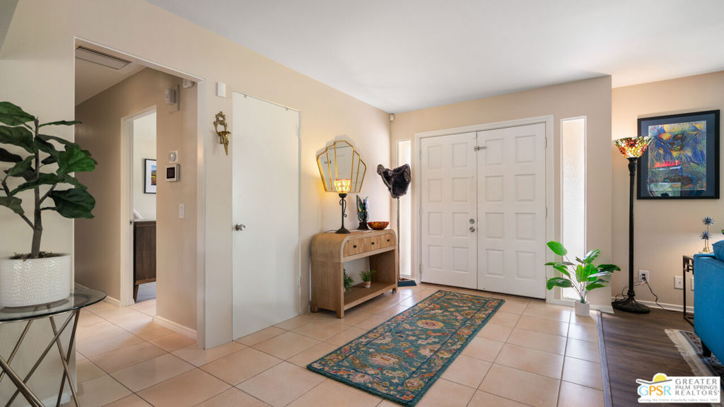 MLS #25605587PS image #2