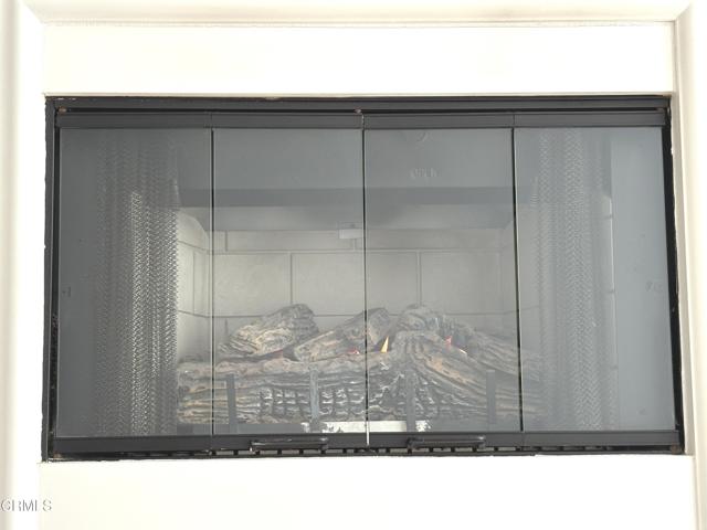 1423 Windshore Way, Oxnard CA: https://media.crmls.org/mediaz/d839203d-aef8-48d0-bd01-71abfedb67e8.jpg