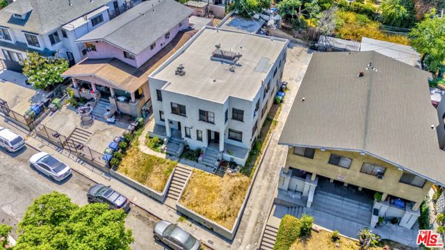 2038 Hollenbeck Drive, Los Angeles CA: https://media.crmls.org/mediaz/d8395e2e-1597-486a-b3f5-b192533ef9ee.jpg