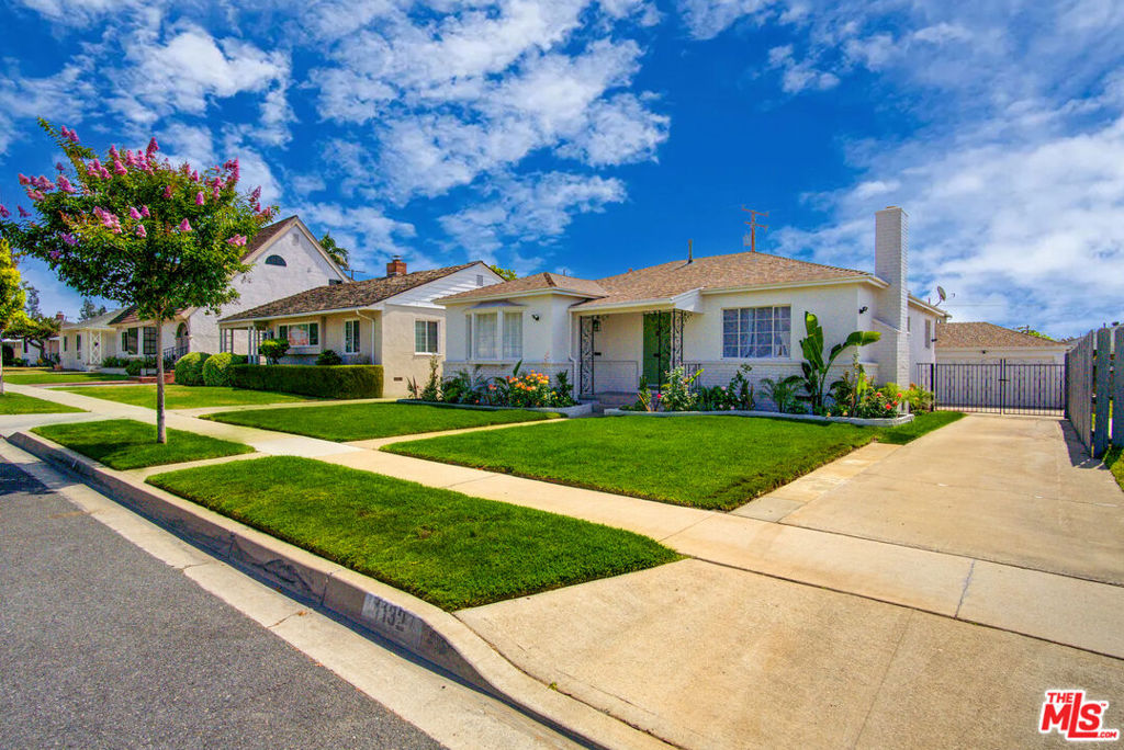 1132 Azalea Drive