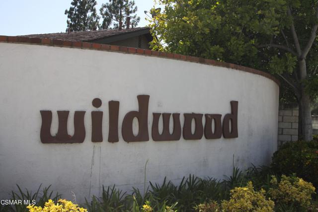565 Serento Circle, Thousand Oaks CA: https://media.crmls.org/mediaz/d83ae7ab-d479-41bb-ace6-0f692d4bffa3.jpg