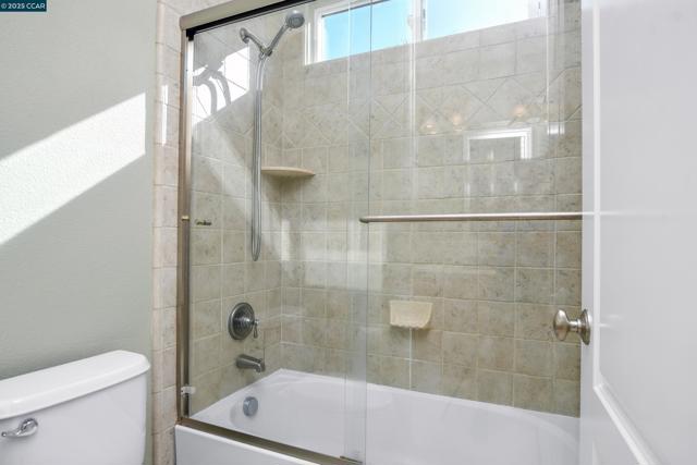 2593 Camel Back Rd, Brentwood CA: https://media.crmls.org/mediaz/d83c1d51-5a91-4514-b232-2e50313c51df.jpg