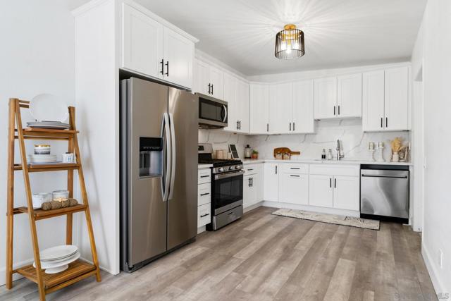 928 Flroida Street, Imperial Beach CA: https://media.crmls.org/mediaz/d83cf211-84c2-449f-a171-096816317500.jpg