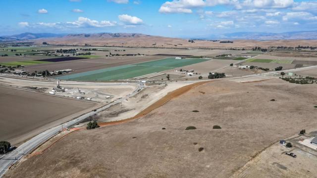 0 Union Road, Hollister CA: https://media.crmls.org/mediaz/d83dba60-9201-4672-a3b5-4f72285ed414.jpg