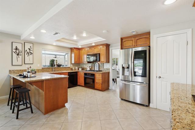 14637 Poway Mesa Dr, Poway CA: https://media.crmls.org/mediaz/d83eb022-42de-4fd4-9a4b-4a2c93a3d5fc.jpg