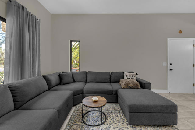 5803 Los Santos Drive #19, Palm Springs, CA 92264