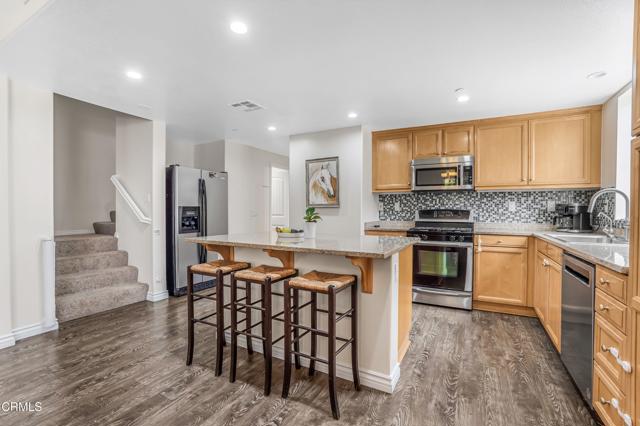Detail Gallery Image 14 of 48 For 646 Green River St, Oxnard,  CA 93036 - 3 Beds | 2/1 Baths
