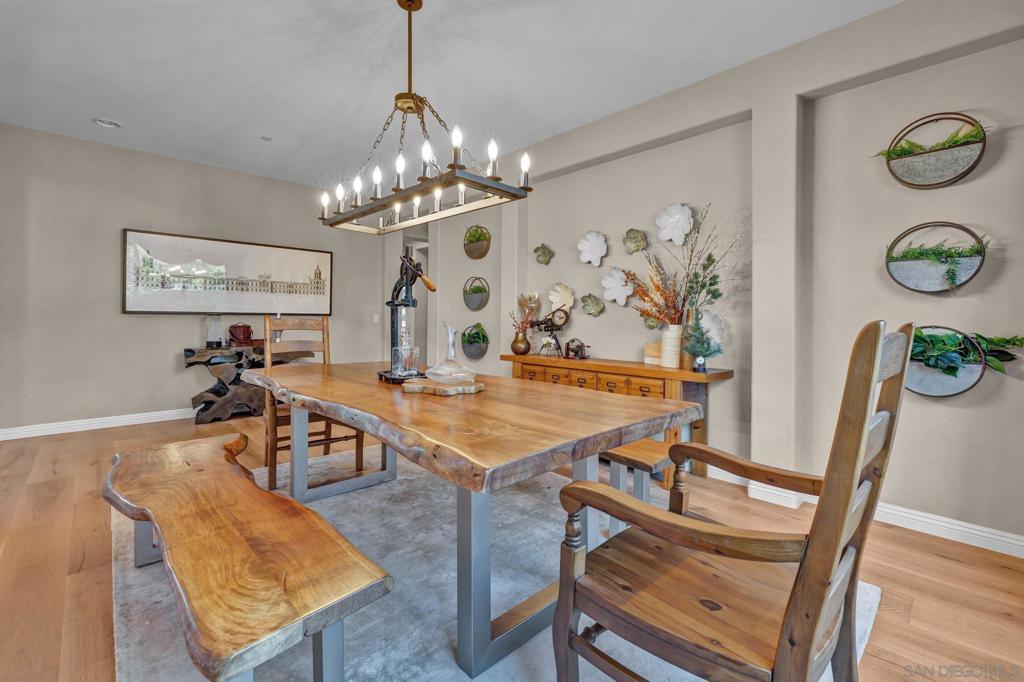2124 Pamplona Ct - photo 7