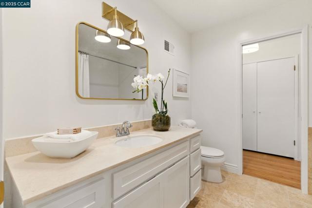 154 Selborne Way, Moraga CA: https://media.crmls.org/mediaz/d8407bc0-29c8-4983-ac19-24615825c2a6.jpg