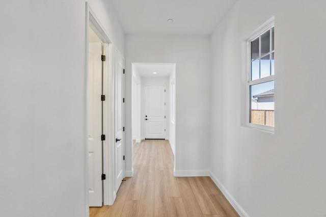 607 Santa Ynez Way, Marina CA: https://media.crmls.org/mediaz/d841d9bf-55e4-4db3-b9da-7a66200d2f46.jpg