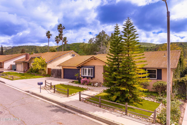 1216 Rambling Rd Simi Valley-73