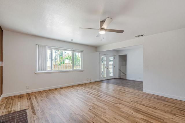 2525 Montclair Street, Stockton CA: https://media.crmls.org/mediaz/d8429ded-3f78-447b-a830-1f6d2a0708b1.jpg