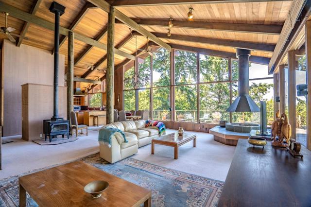 45 Ranch Road, Woodside CA: https://media.crmls.org/mediaz/d842b403-e79b-4eef-9fe5-044ab65056fa.jpg