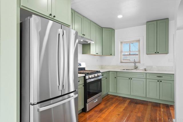 Detail Gallery Image 18 of 27 For 2503 Sumac Dr, San Diego,  CA 92105 - 2 Beds | 1 Baths