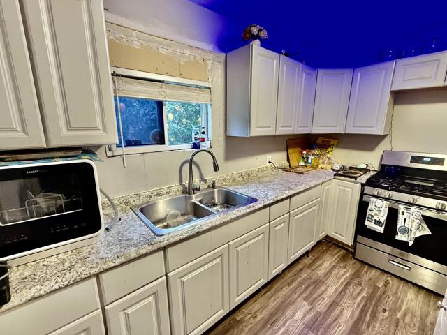 2356 W Hays Street, Banning CA: https://media.crmls.org/mediaz/d843c2b3-c39b-4022-8a58-bf16ca89da25.jpg